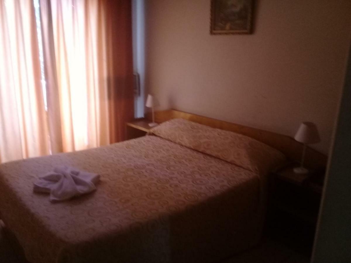 Hotel El Torreon Мендоса Экстерьер фото